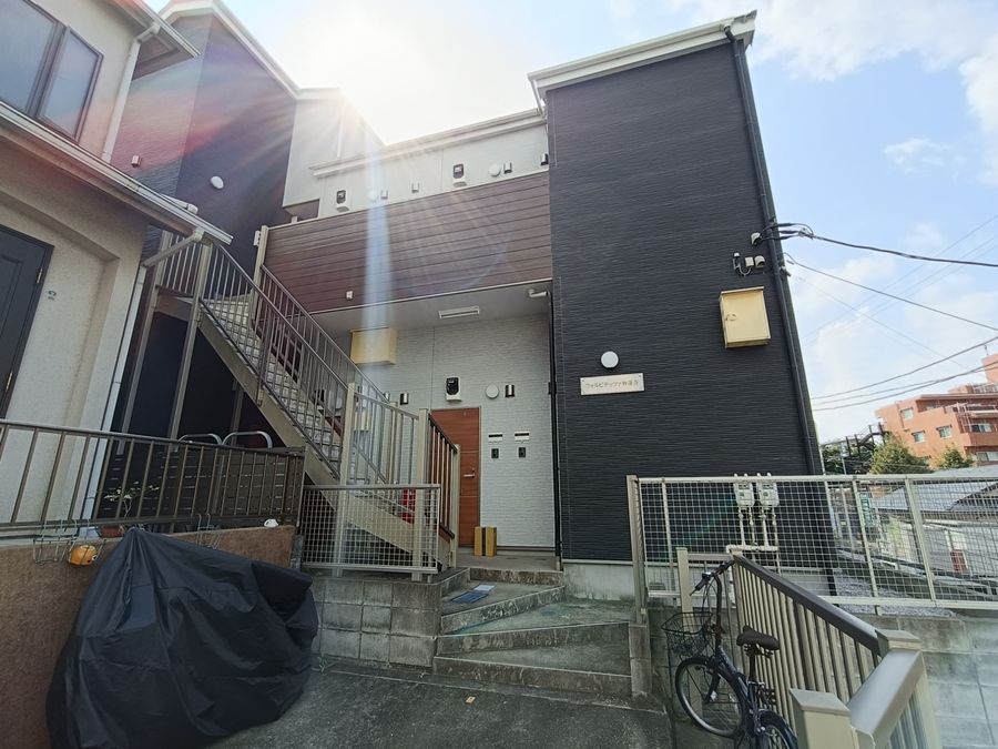 横浜市神奈川区松見町2丁目（収益アパート）